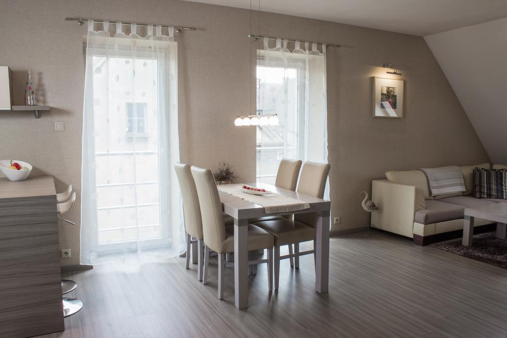 Modern Apartment Oswiecim Room photo